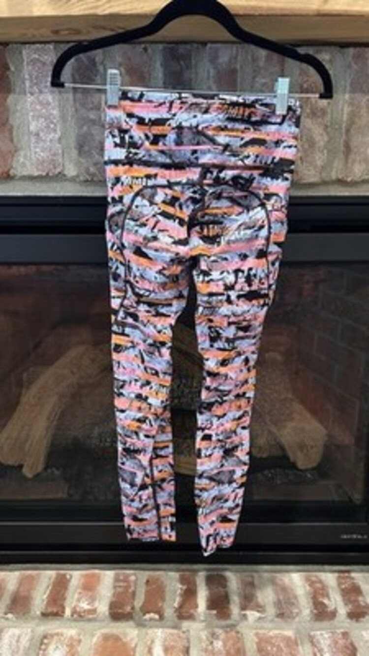 Lululemon Inversion Multi Fast and Free High Rise Size 4